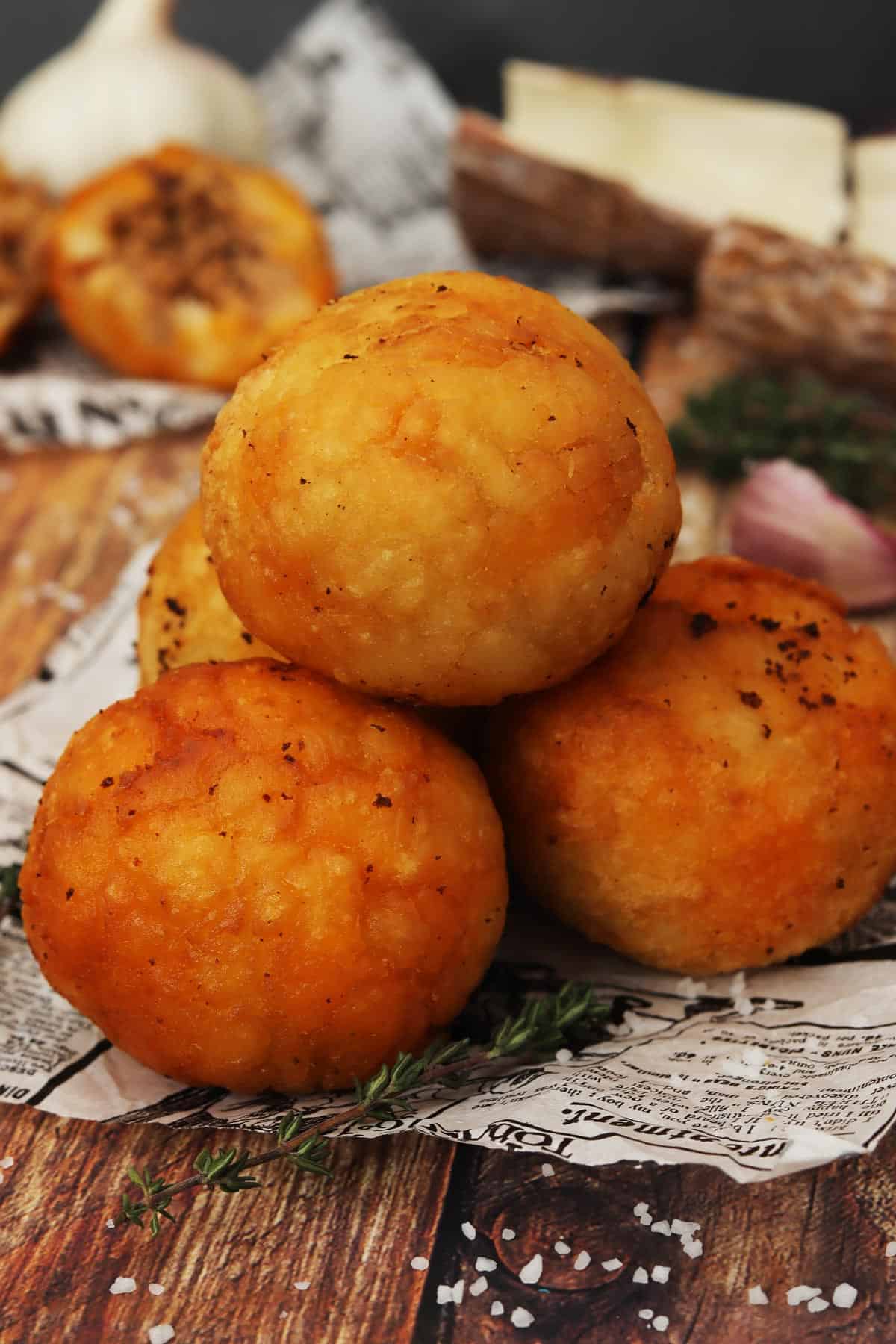 Deliciosa y crujiente: la receta de la bola de yuca